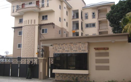 3 and 1 bedroom apartments to let at Cantonment.