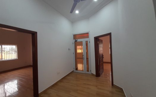 3 bedroom house for sale at Oyarifa.