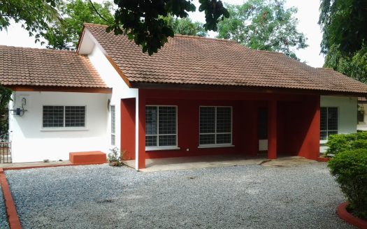 3 bedroom house in a gated community to let at Acp.