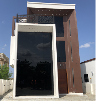 6 bedroom storey with 3 floor levels for sale.