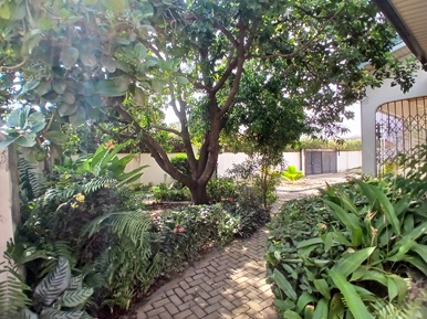 3 bedroom house located at Adenta,Shalom estate.