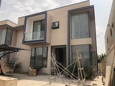 Upcoming 4 bedroom with swimming pool for sale.