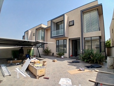 4 bedroom house with mini pool for sale.