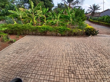 4 bedroom house for rent at Adenta,Ashiyie.