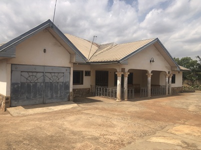 6 bedroom bungalow for sale at Oyarifa.