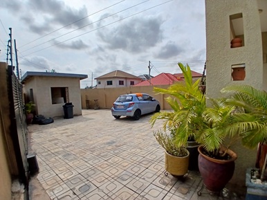 3 bedroom with attached boys quarters for sale at Oyarifa.