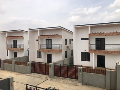 3 bedroom semi-detach storey in a mini-estate for sale.