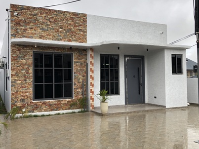 3 bedroom house for sale@lakeside estates.