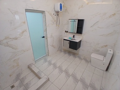 Executive 4 bedroom for sale at ACP Estate,Kwabenya.