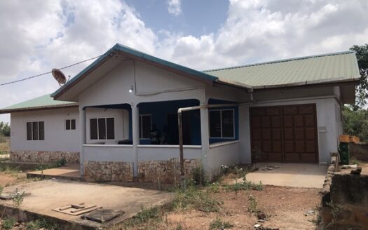 4 bedroom house for sale@legon club house(oyibi).