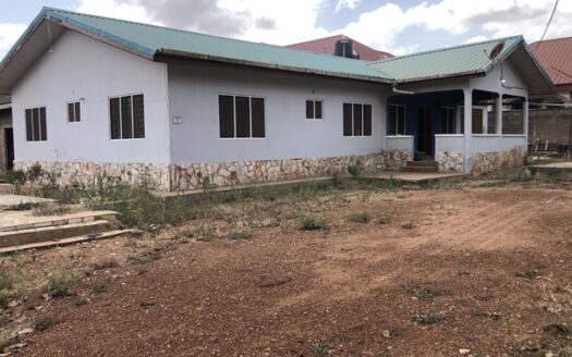 4 bedroom house for sale@legon club house(oyibi).